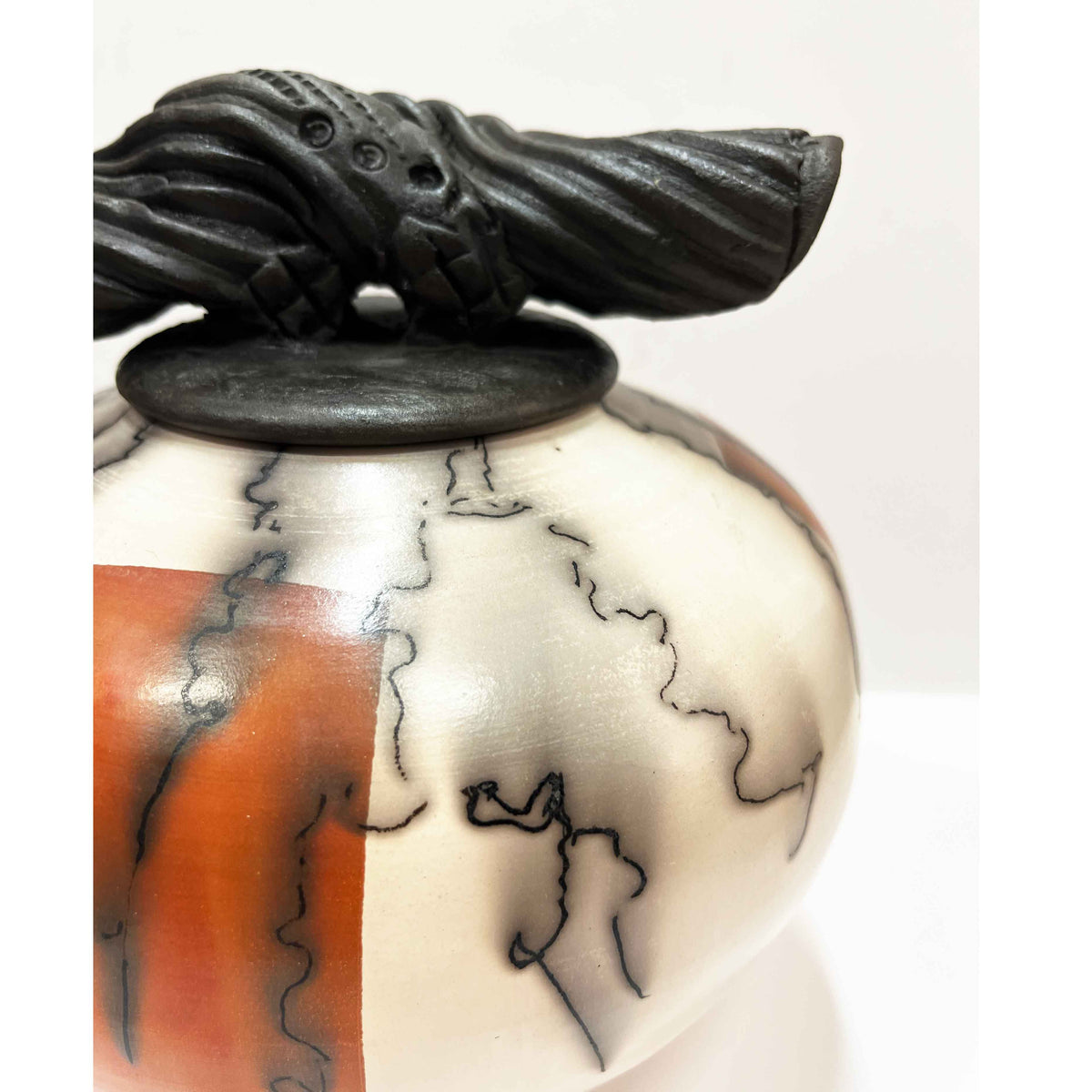 Two Tone Horse Hair Cover Jar - Shu-Chen Cheng - Petroff Gallery - Pottery