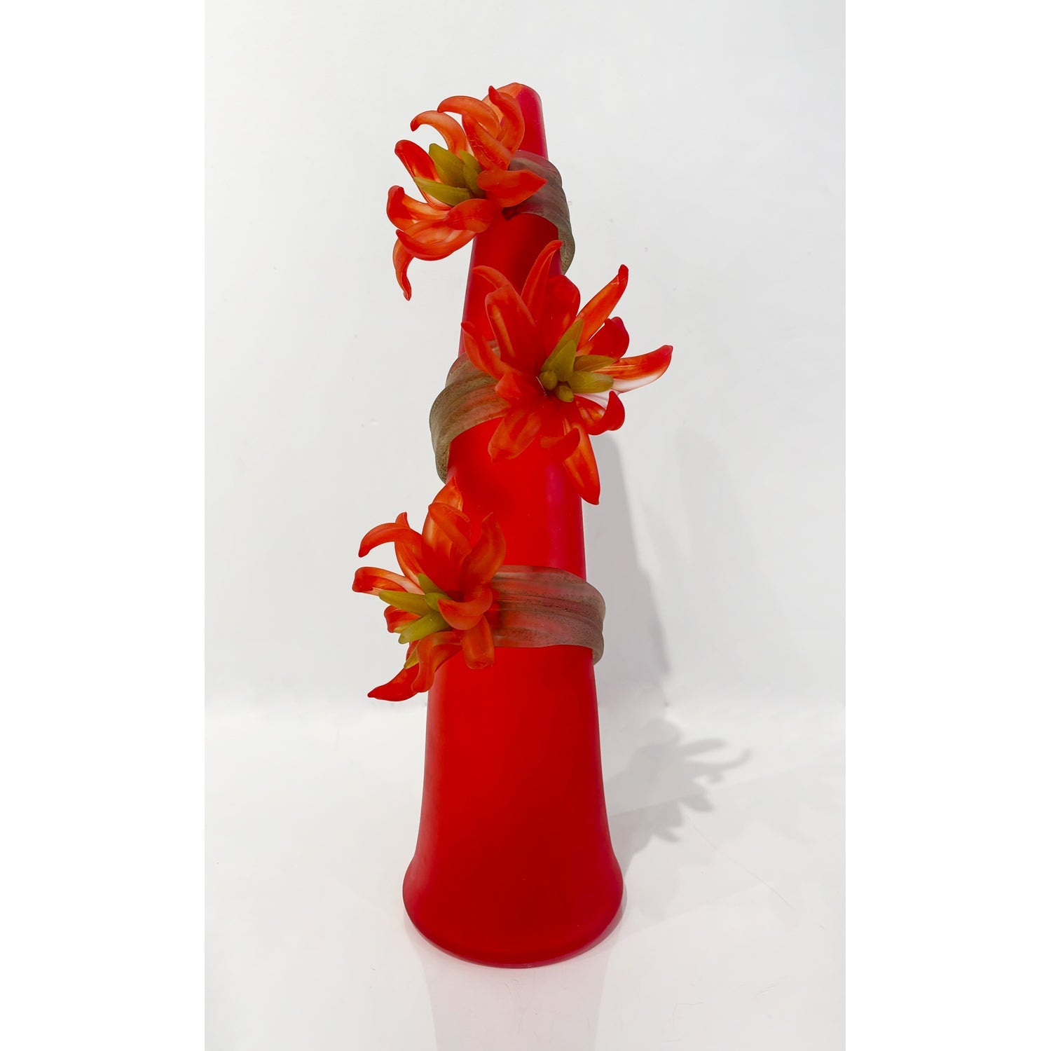 Sprig Vase Red with Red Daisy - Petroff Gallery -  - Susan Rankin - Sprig Vase Red with Red Daisy