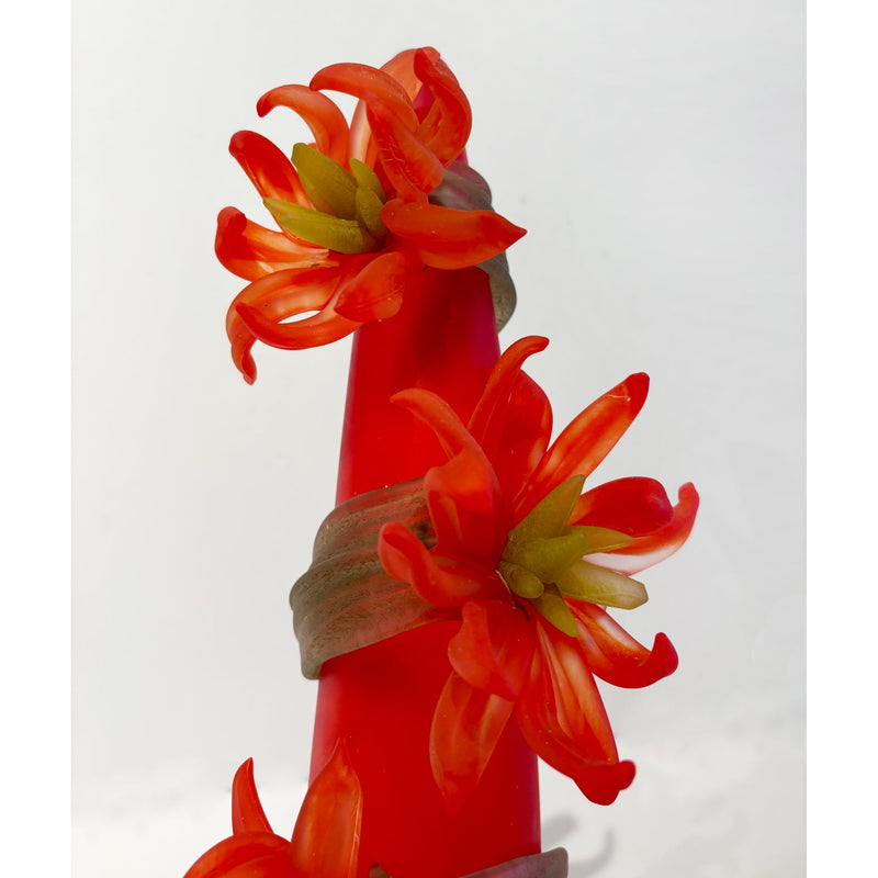 Sprig Vase Red with Red Daisy - Petroff Gallery -  - Susan Rankin - Sprig Vase Red with Red Daisy