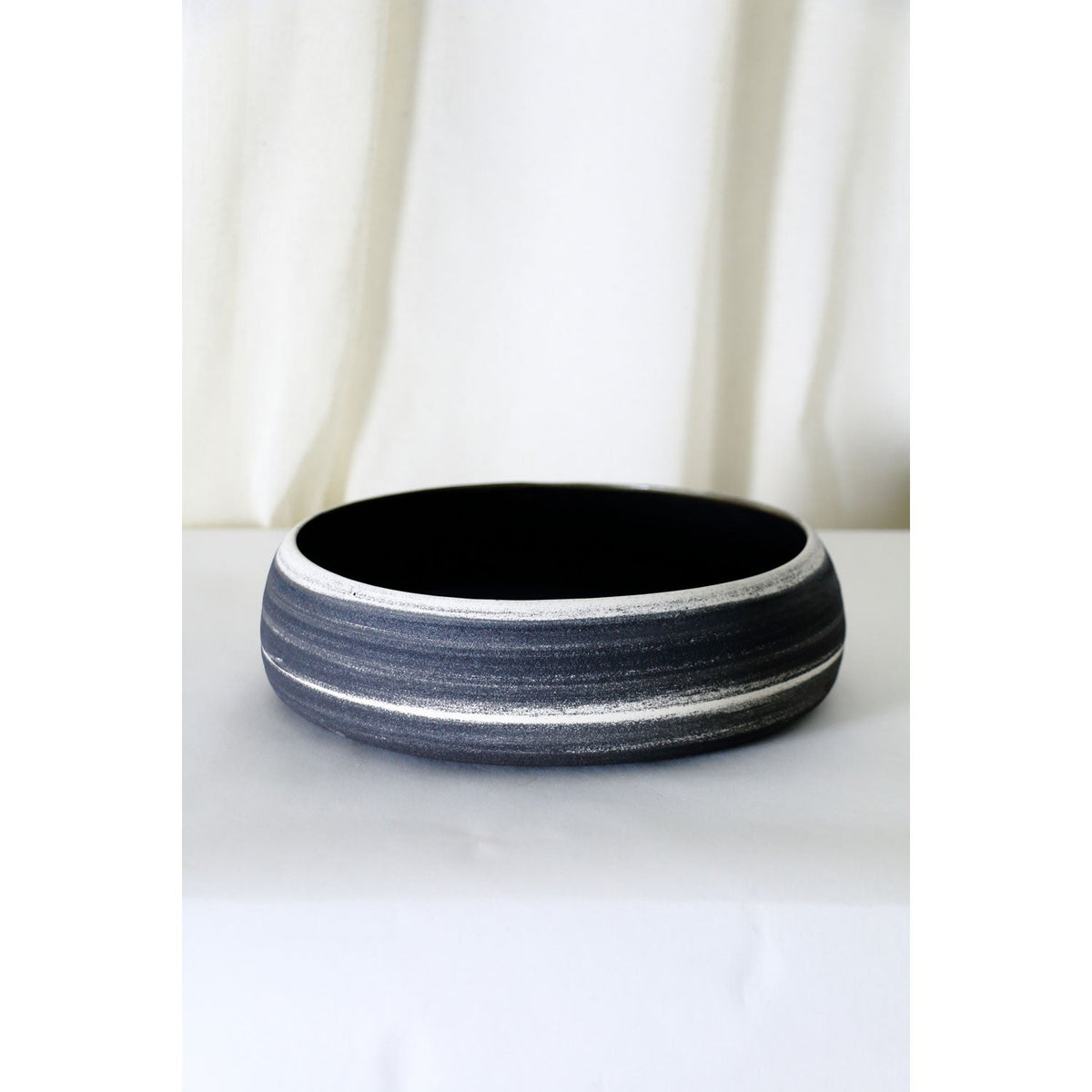 XL Bowl Black - Petroff Gallery - Ceramic Art